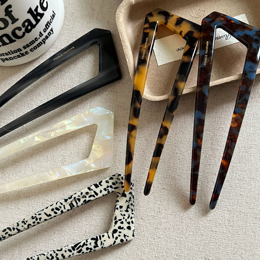 U-Shaped Acetate Hairpin