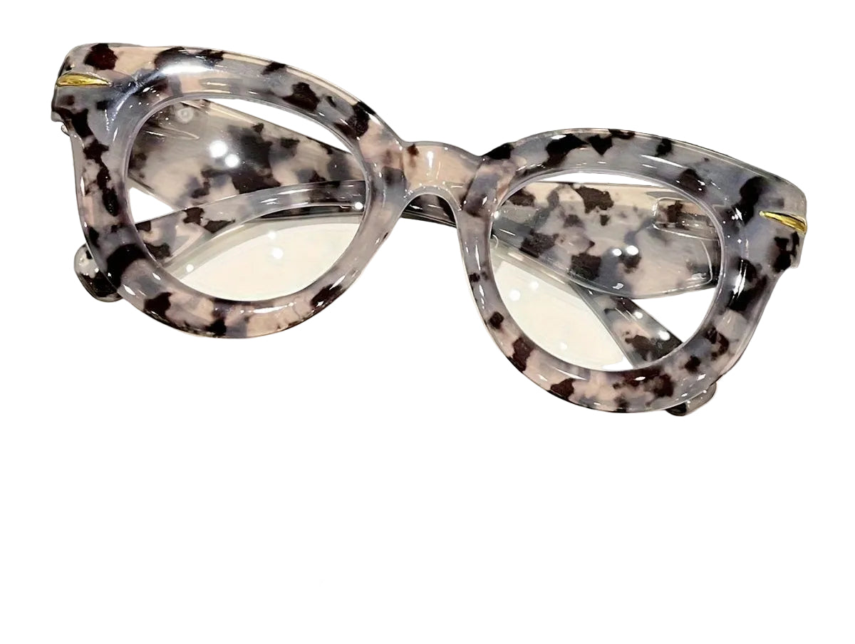 stylish cat eye eyewear for reading and screen use
comfortable full rim glasses spring hinge design