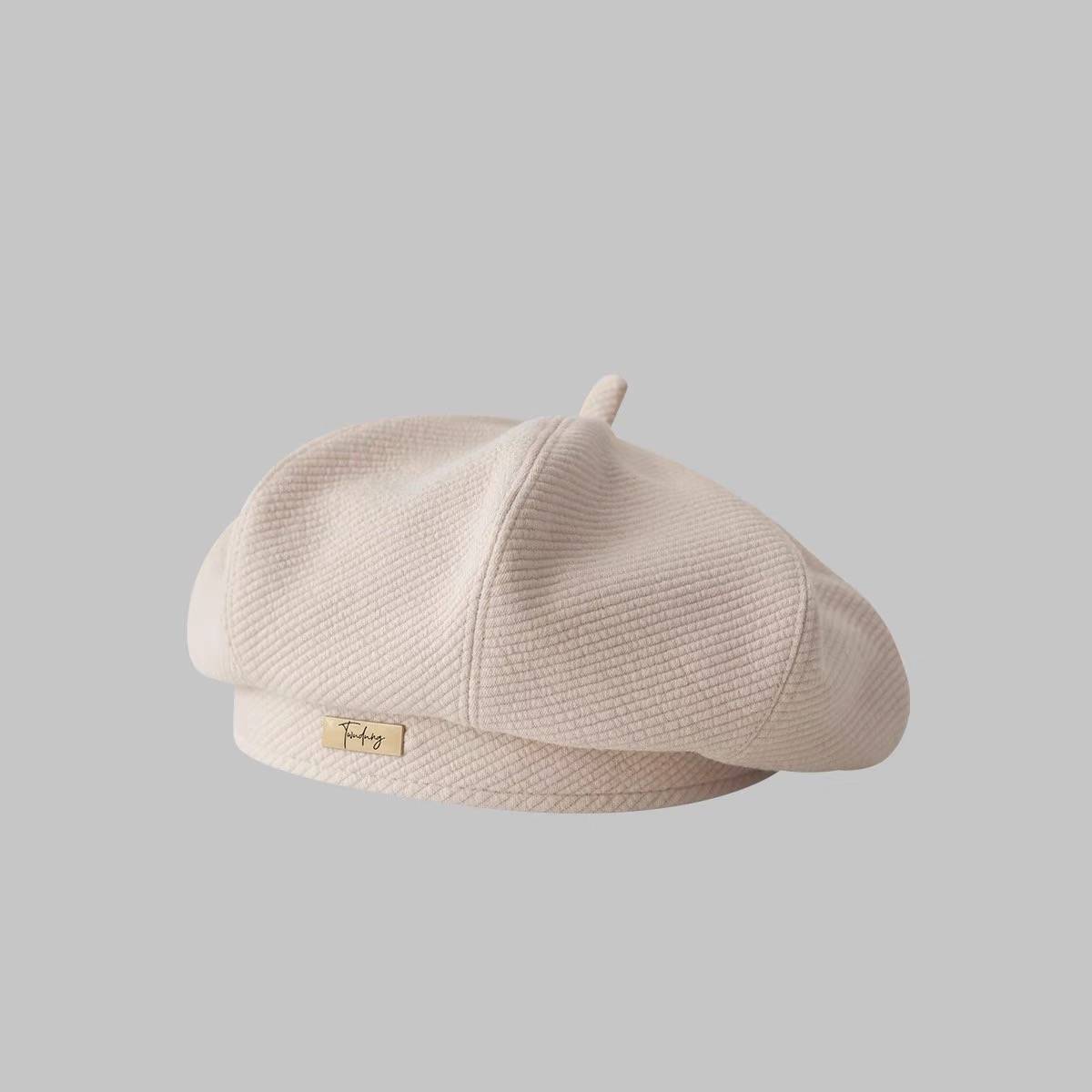 Soft and warm winter hat with breathable design
